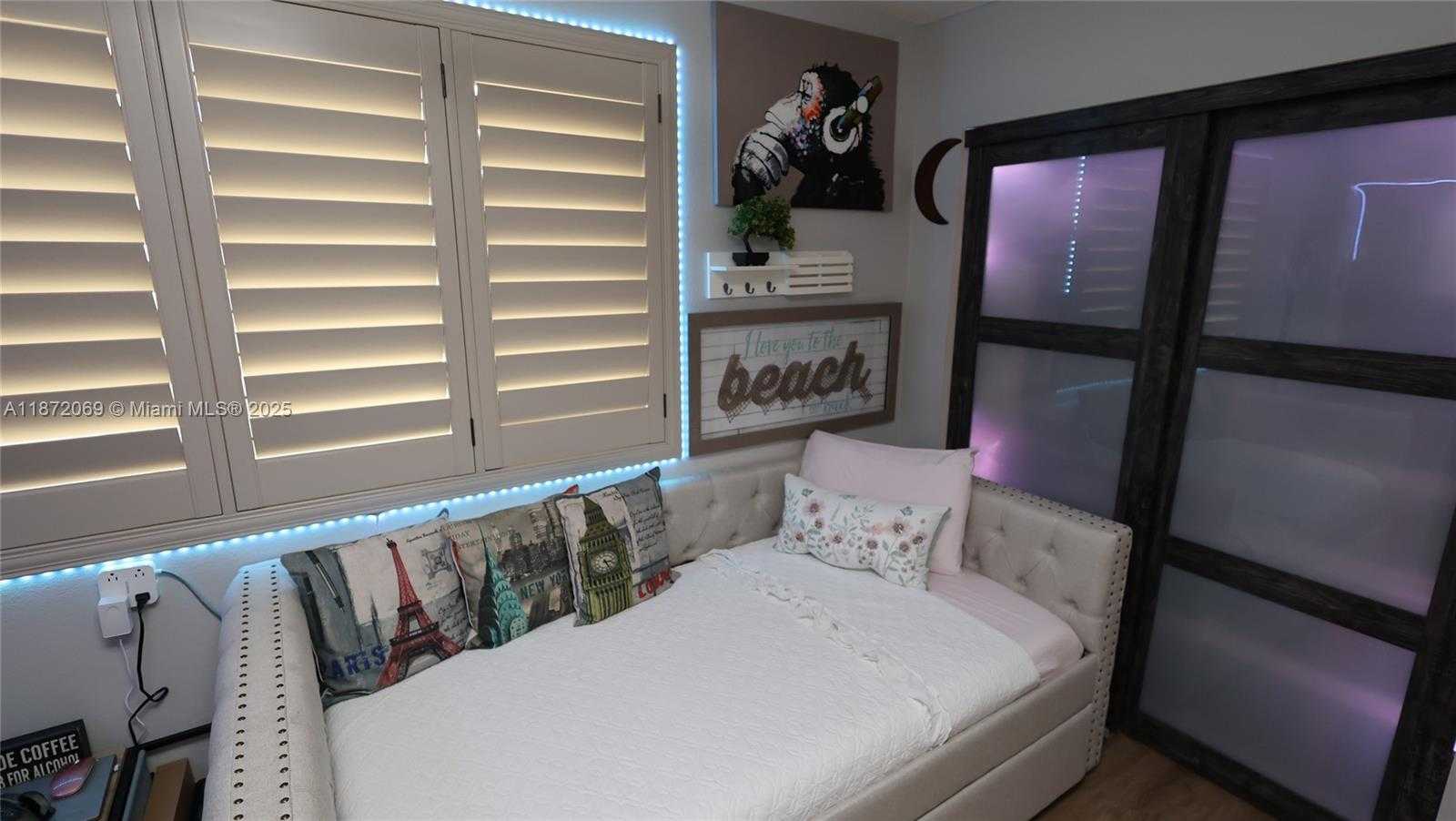 Small Image of 11251 REVEILLE RD, Cooper City Number 14