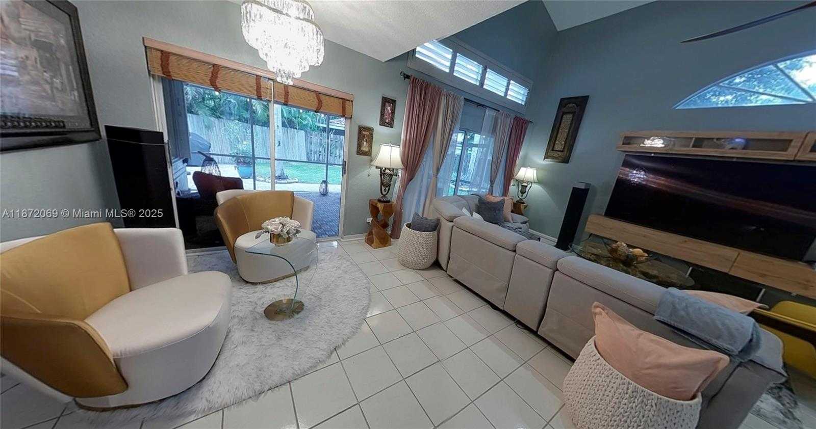 Small Image of 11251 REVEILLE RD, Cooper City Number 25