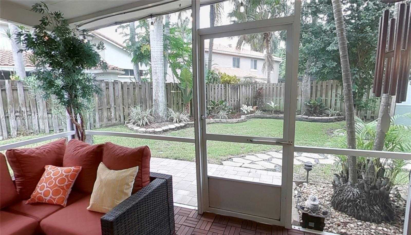 Small Image of 11251 REVEILLE RD, Cooper City Number 39