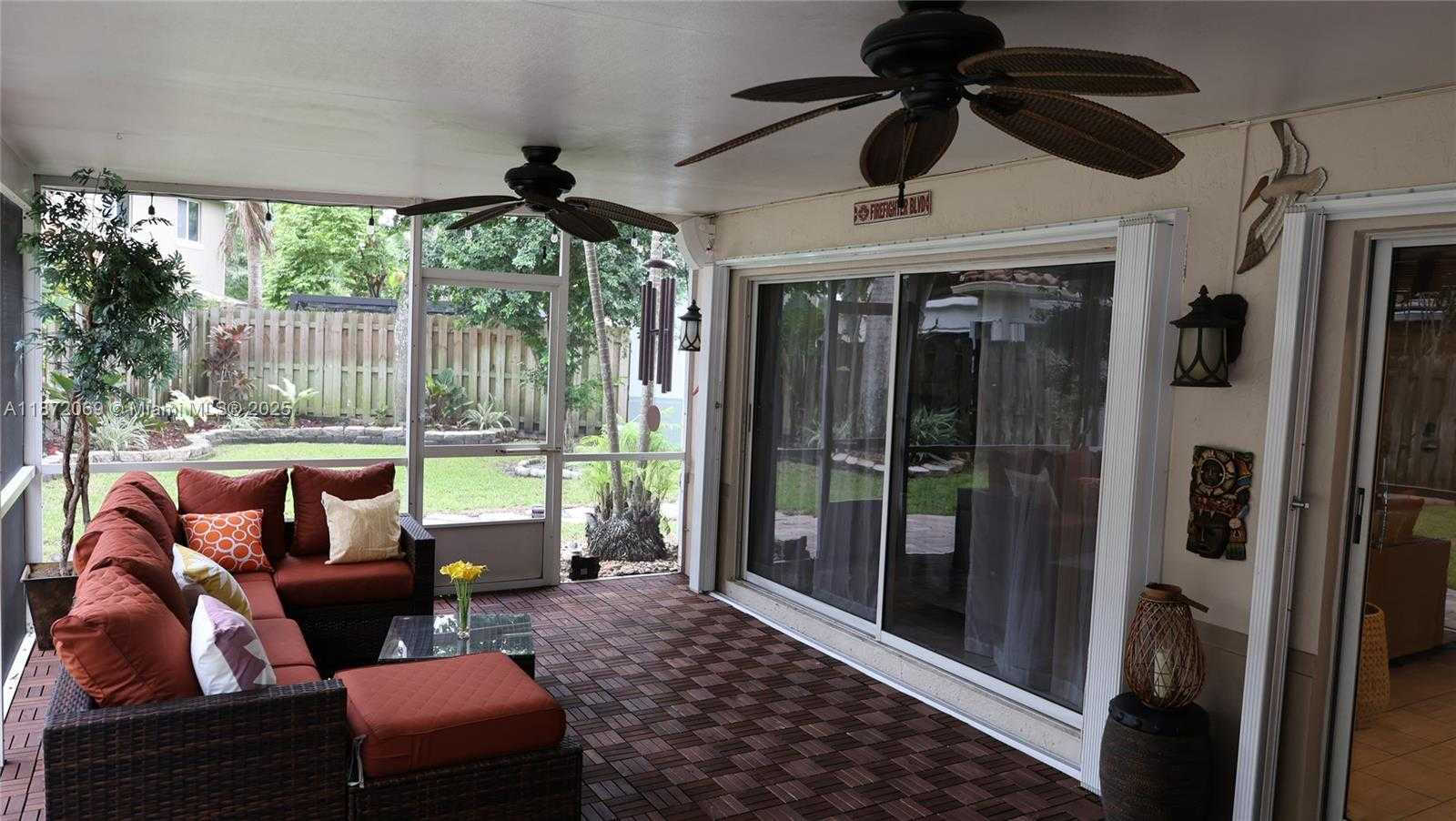 Small Image of 11251 REVEILLE RD, Cooper City Number 41