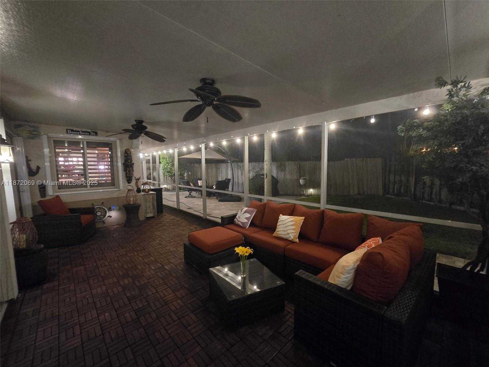 Small Image of 11251 REVEILLE RD, Cooper City Number 74