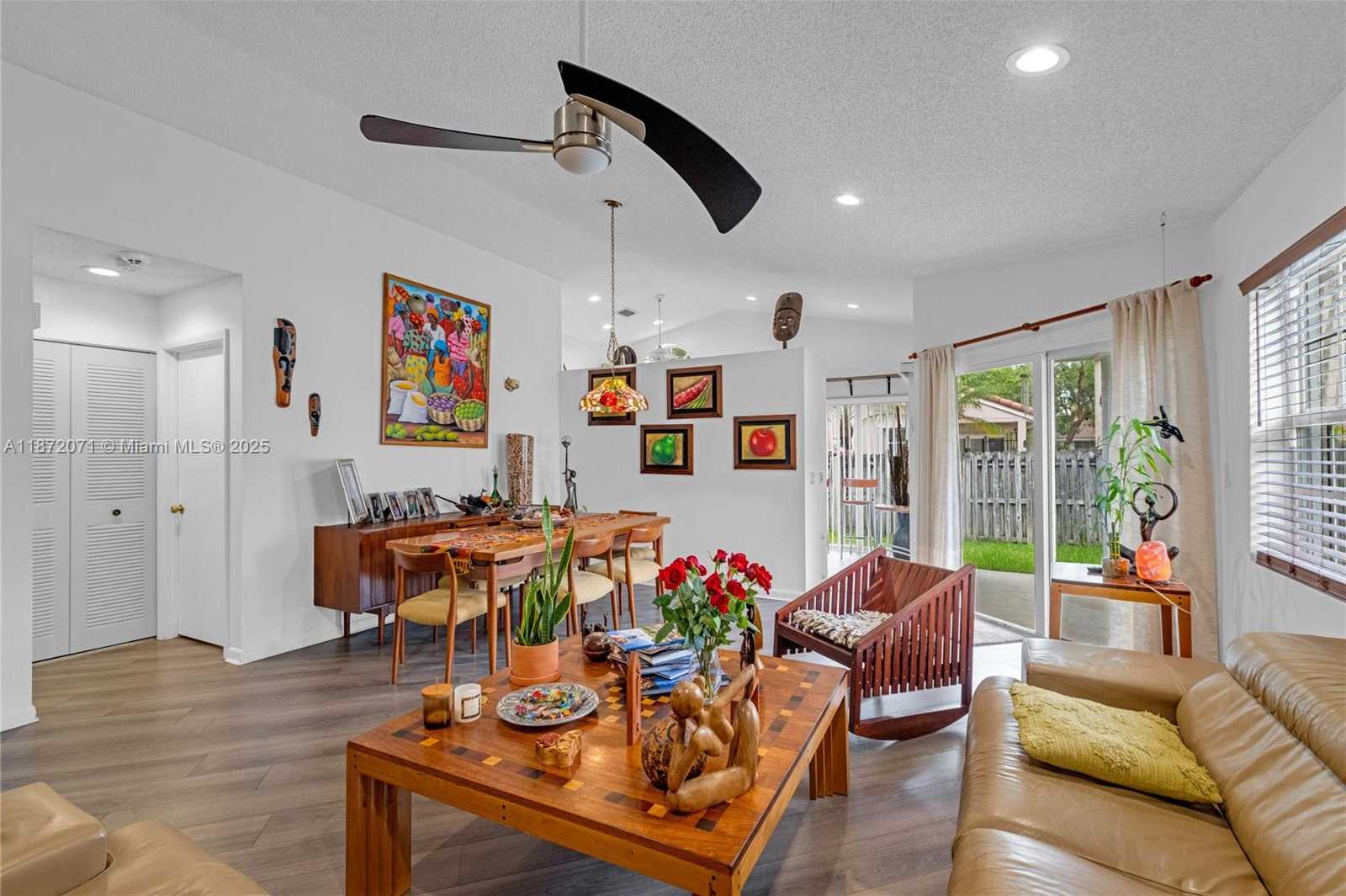 Small Image of 1361 SEAGRAPE CIR, Weston Number 11