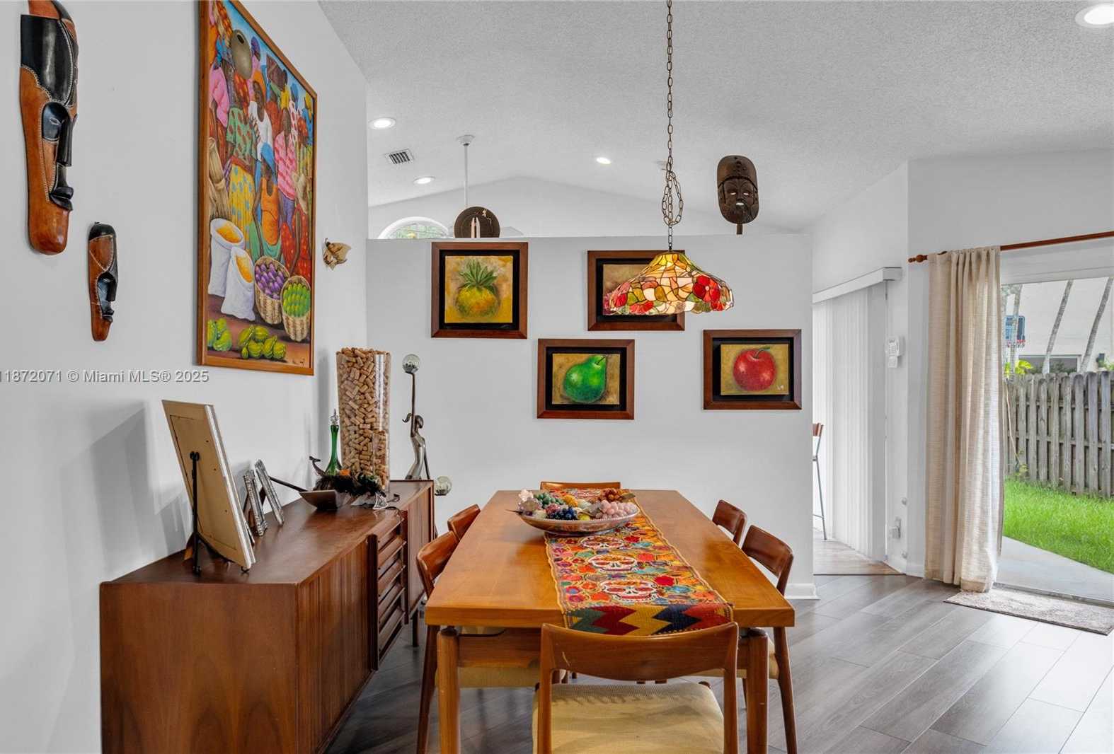 Small Image of 1361 SEAGRAPE CIR, Weston Number 12