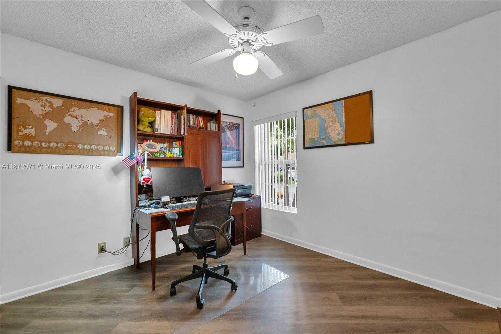 Small Image of 1361 SEAGRAPE CIR, Weston Number 25