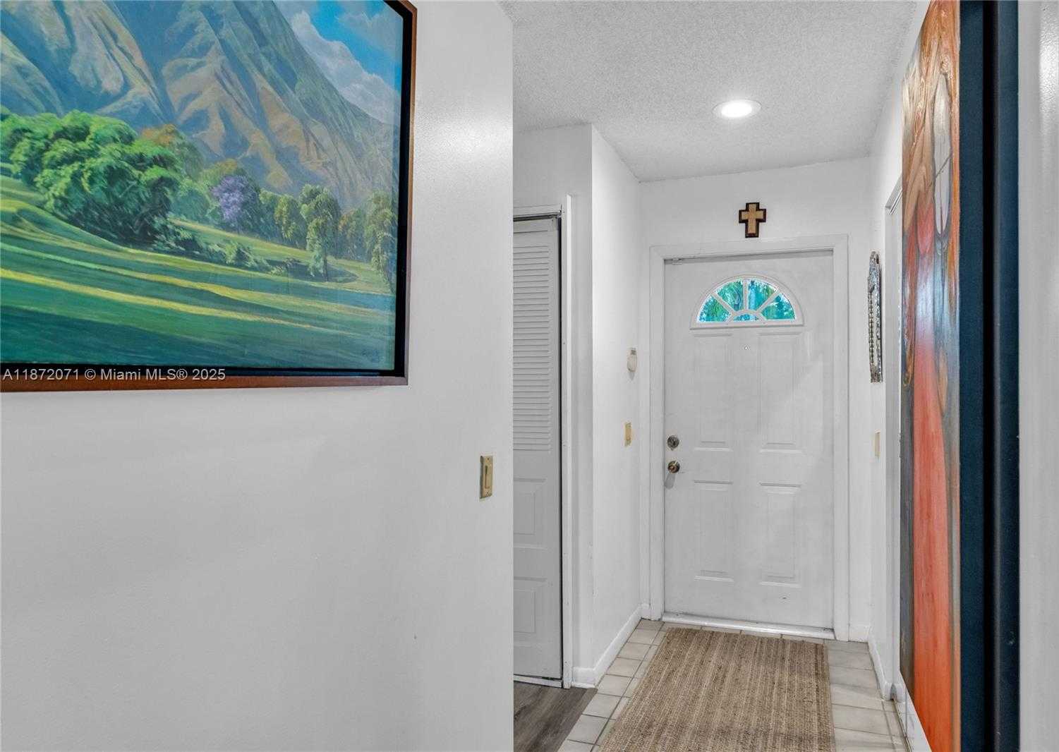 Small Image of 1361 SEAGRAPE CIR, Weston Number 9