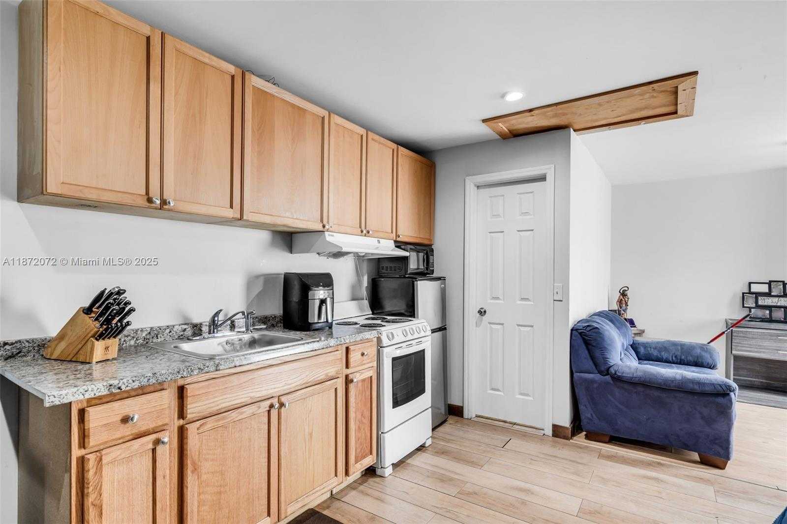 Small Image of 9091 SOUTH WEST 49TH ST, Cooper City Number 22
