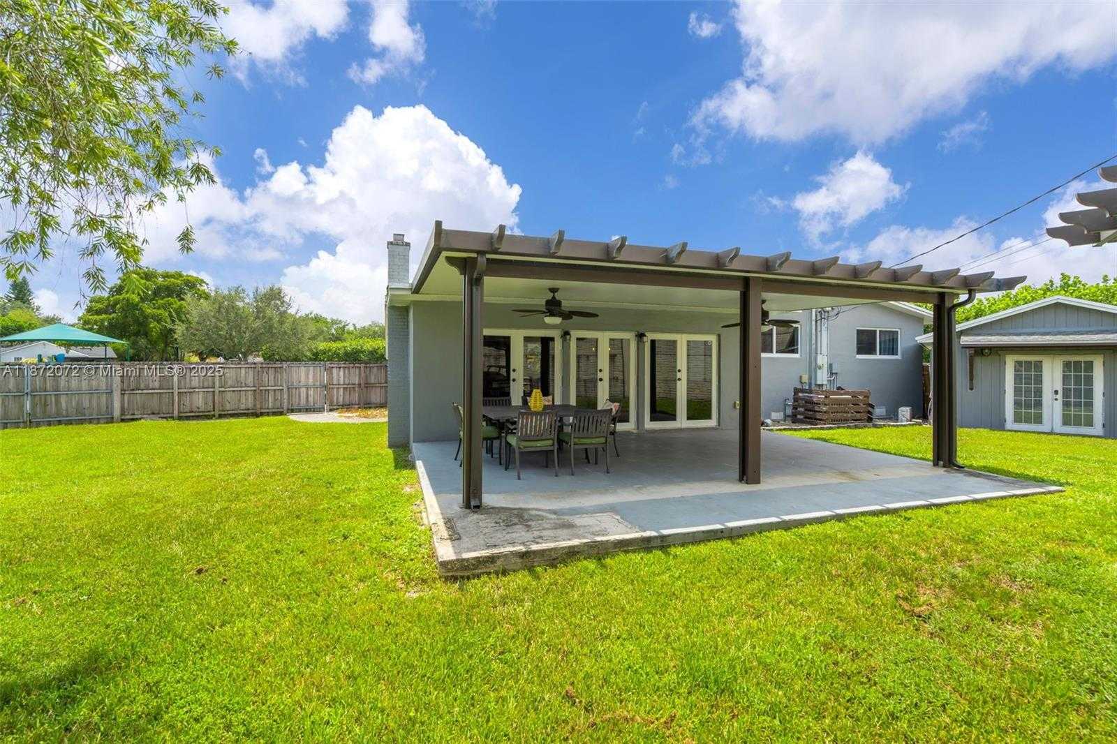 Small Image of 9091 SOUTH WEST 49TH ST, Cooper City Number 25