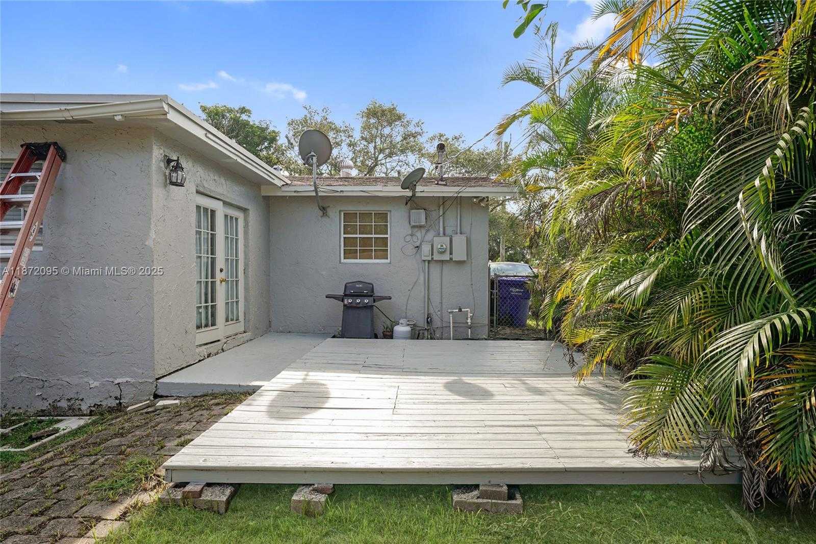 Small Image of 3011 NORTH 74TH AVE, Hollywood Number 10