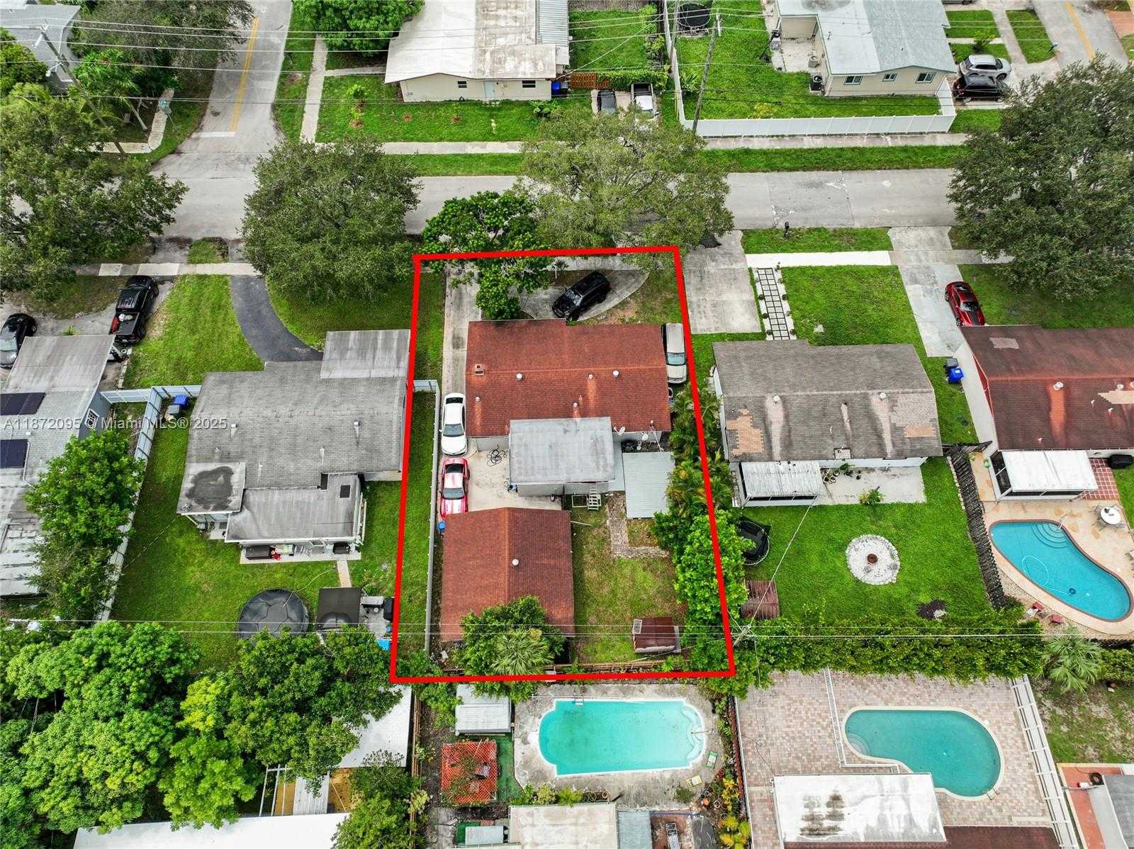 Small Image of 3011 NORTH 74TH AVE, Hollywood Number 15