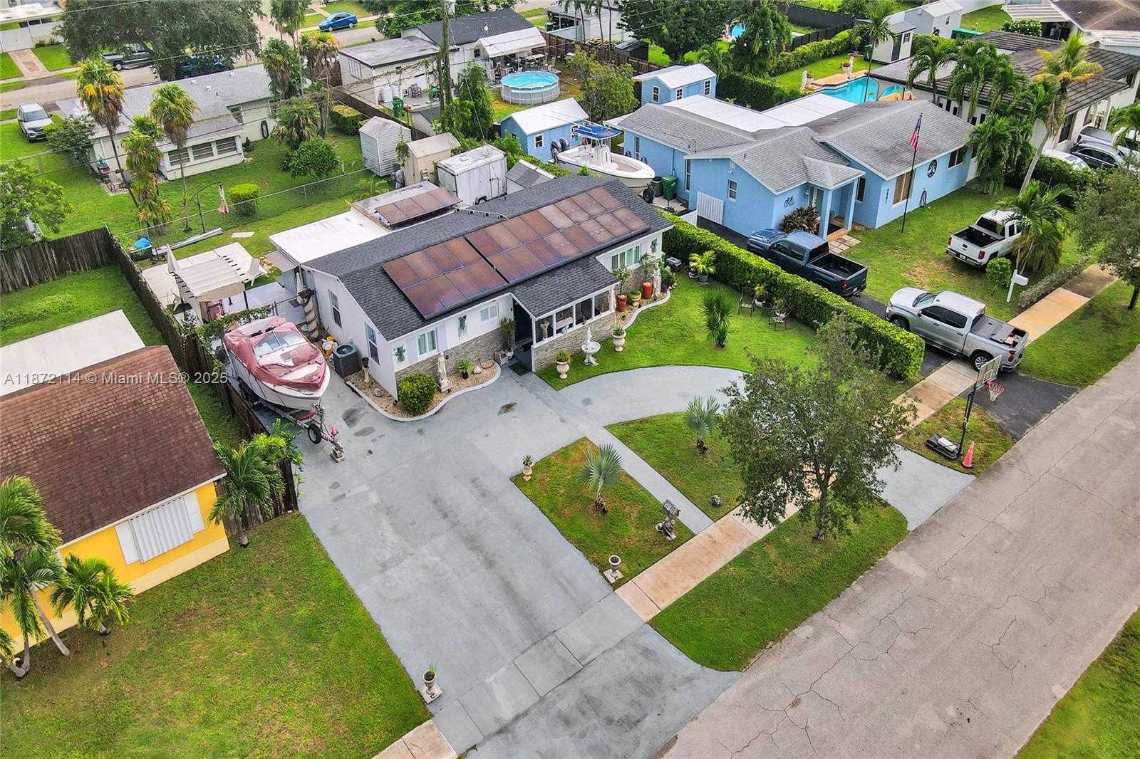 Small Image of 9911 HAITIAN DR, Cutler Bay Number 47