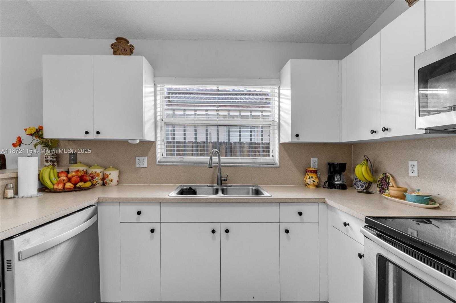 Small Image of 13471 SOUTH WEST 278TH TER, Homestead Number 11
