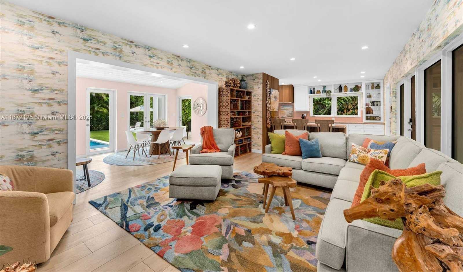 Small Image of 1232 MANATI AVE, Coral Gables Number 4