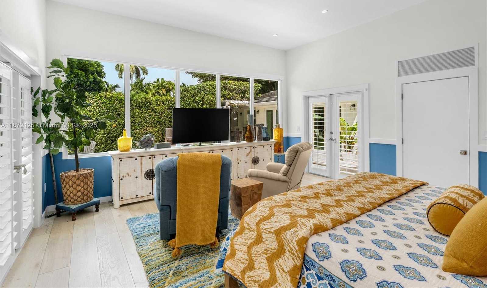 Small Image of 1232 MANATI AVE, Coral Gables Number 8