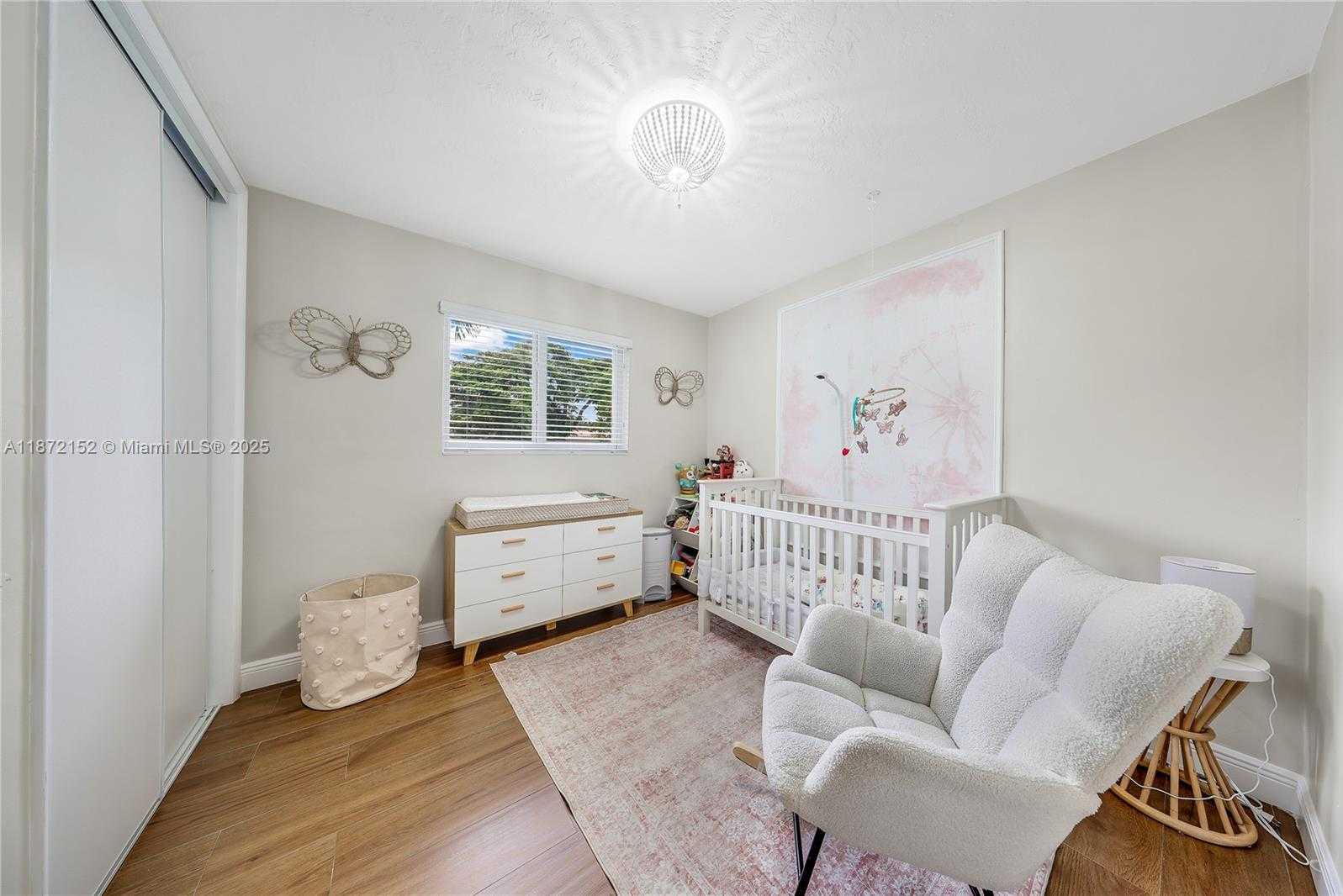 Small Image of 9271 SOUTH WEST 58 TERR, Miami Number 18