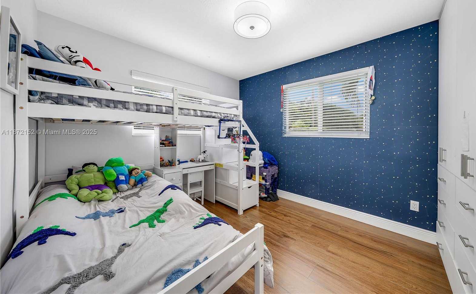 Small Image of 9271 SOUTH WEST 58 TERR, Miami Number 20