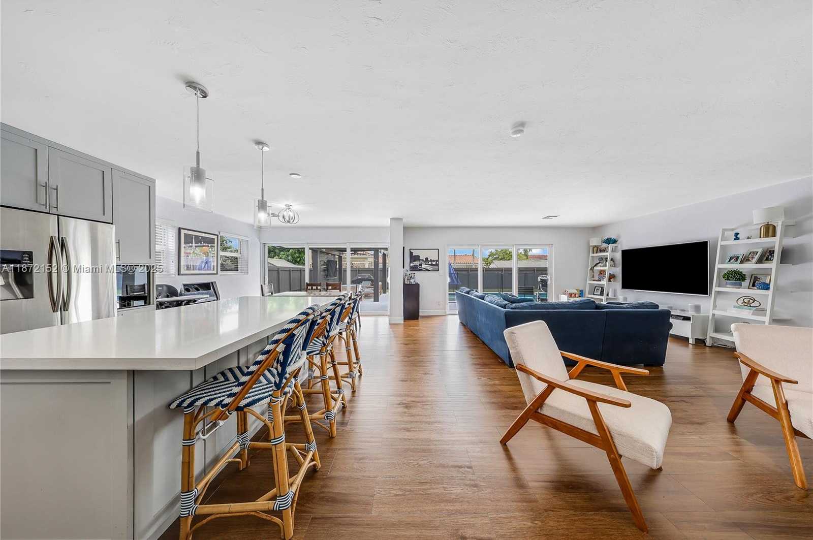 Small Image of 9271 SOUTH WEST 58 TERR, Miami Number 6