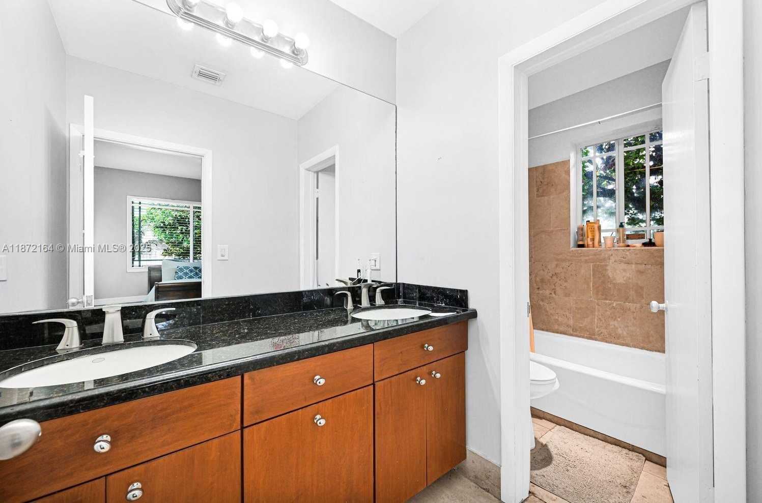 Small Image of 9340 SOUTH WEST 174TH ST, Palmetto Bay Number 18