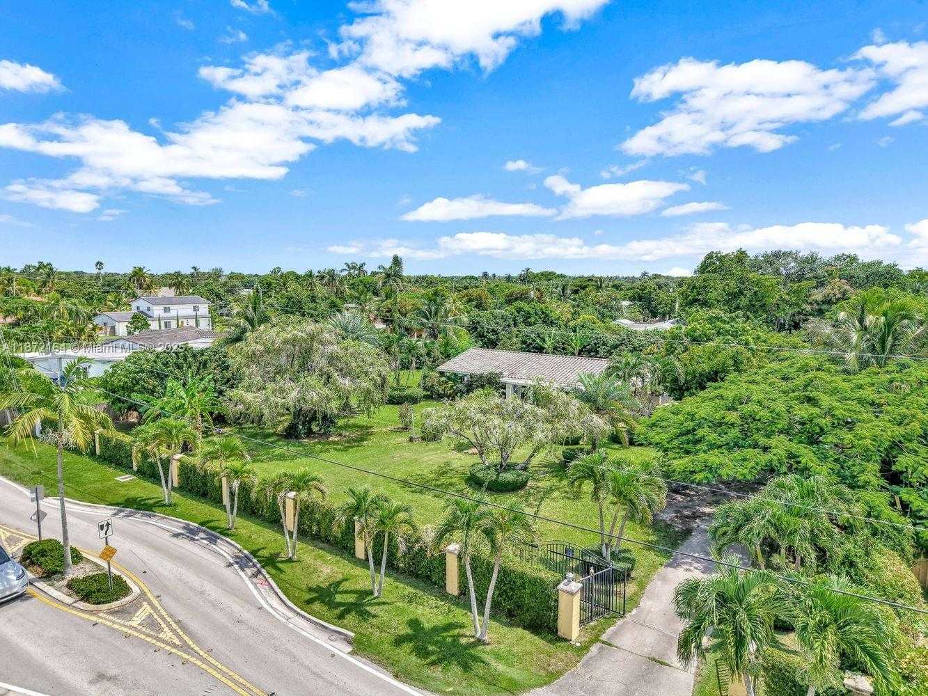 Small Image of 9340 SOUTH WEST 174TH ST, Palmetto Bay Number 21