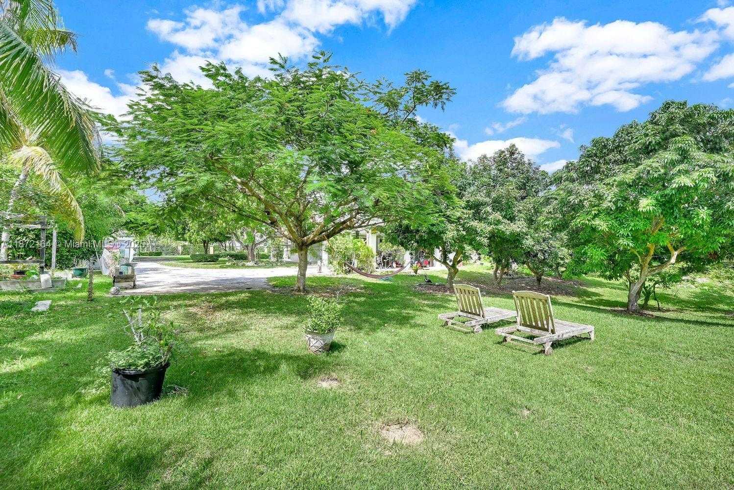 Small Image of 9340 SOUTH WEST 174TH ST, Palmetto Bay Number 28