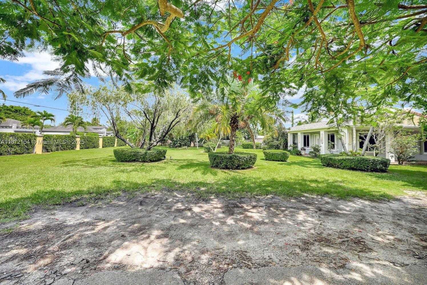 Small Image of 9340 SOUTH WEST 174TH ST, Palmetto Bay Number 31