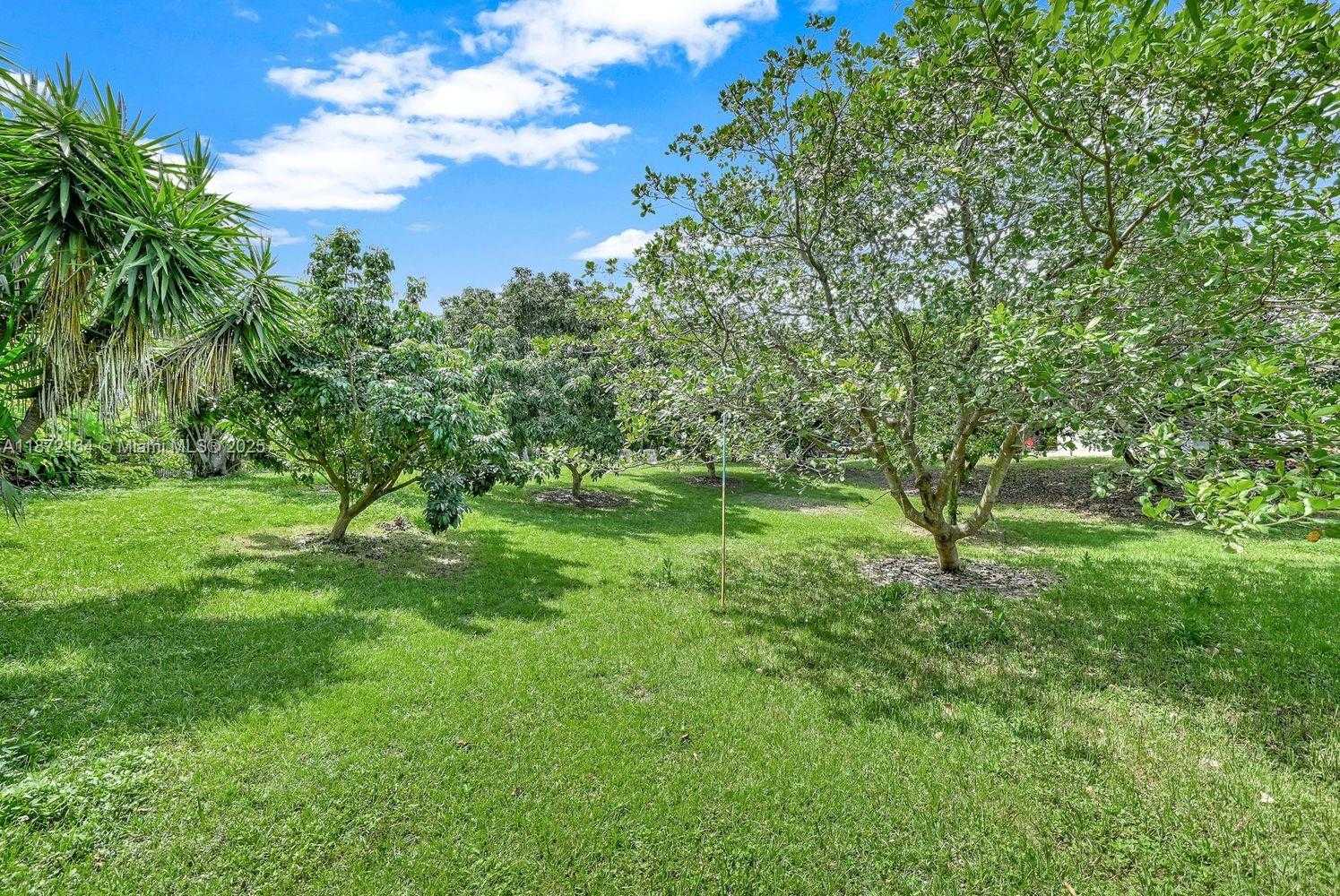 Small Image of 9340 SOUTH WEST 174TH ST, Palmetto Bay Number 5