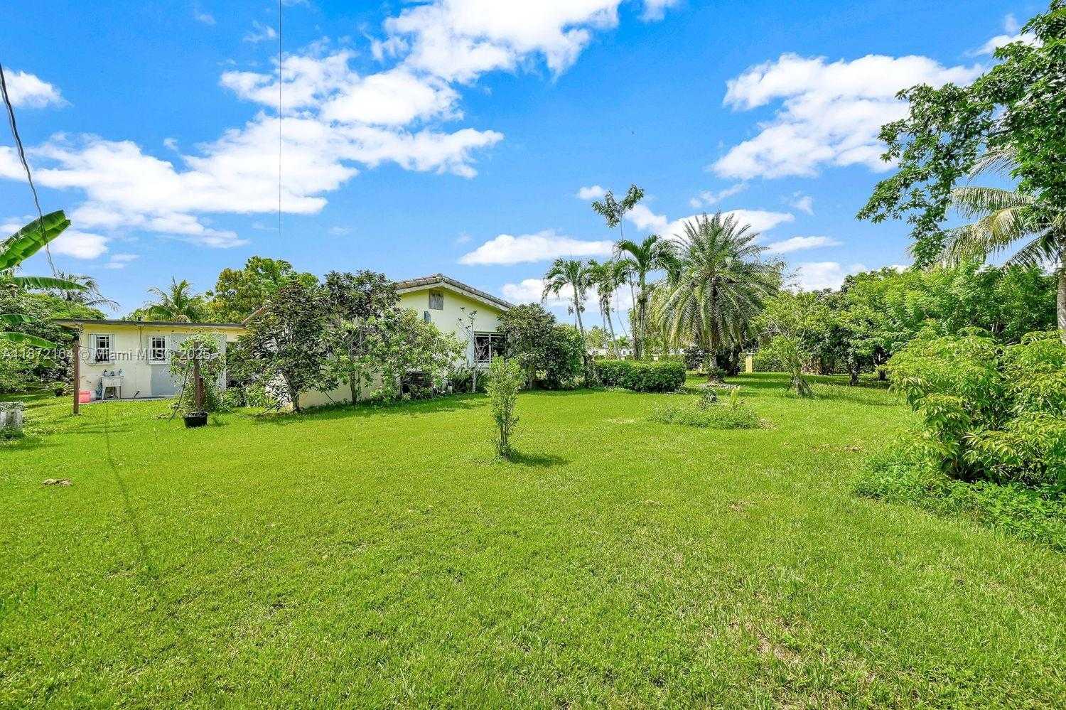 Small Image of 9340 SOUTH WEST 174TH ST, Palmetto Bay Number 7