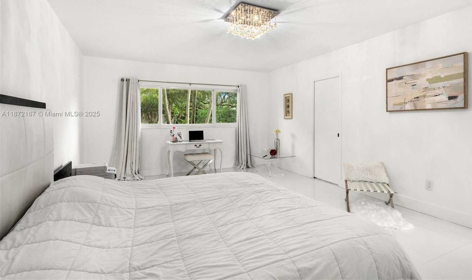 Small Image of 12401 SOUTH WEST 68TH CT, Pinecrest Number 22