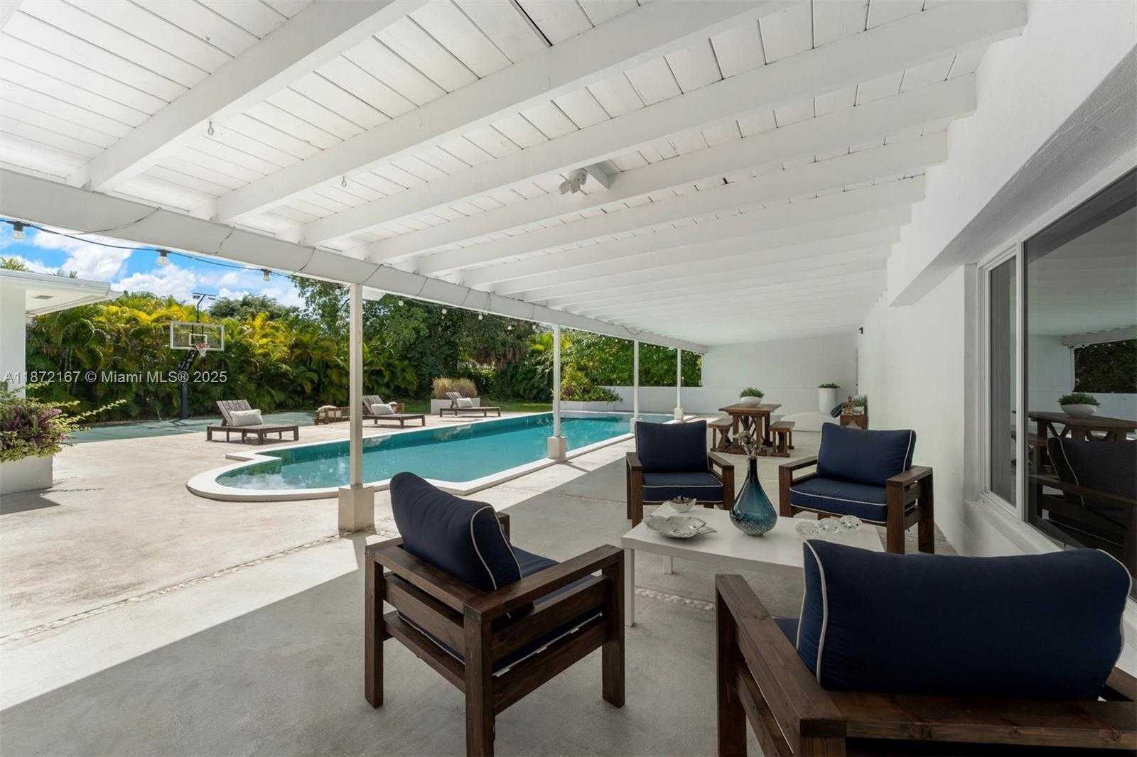 Small Image of 12401 SOUTH WEST 68TH CT, Pinecrest Number 26