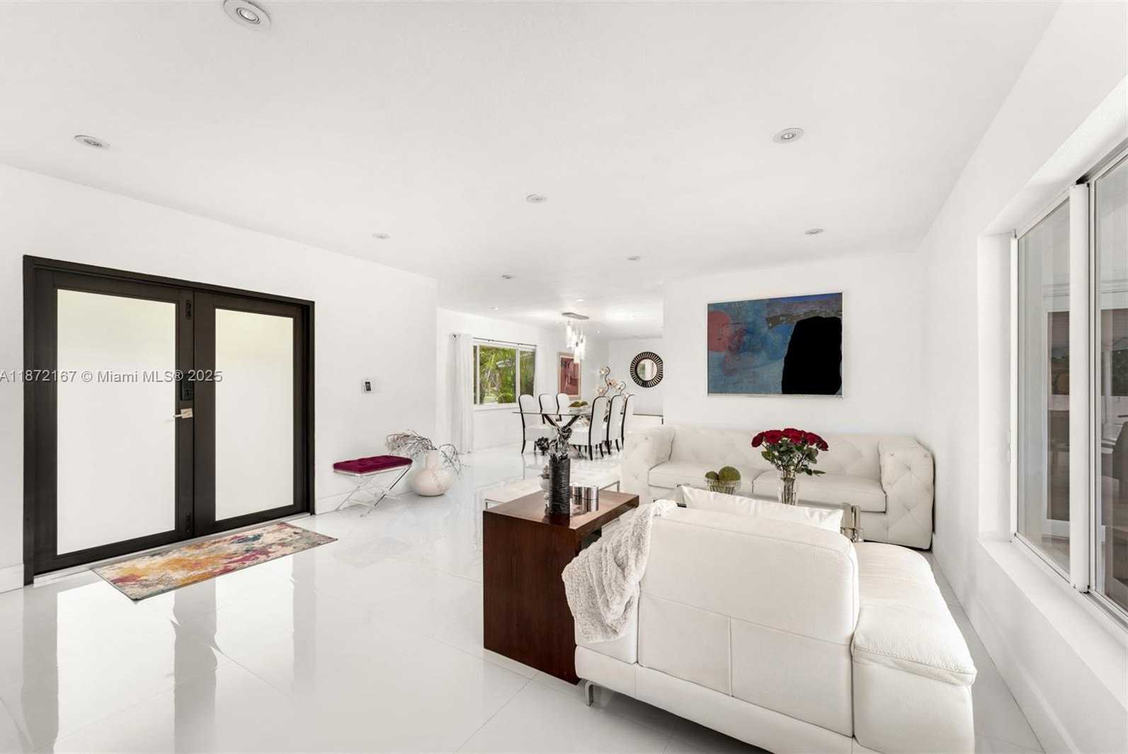 Small Image of 12401 SOUTH WEST 68TH CT, Pinecrest Number 3