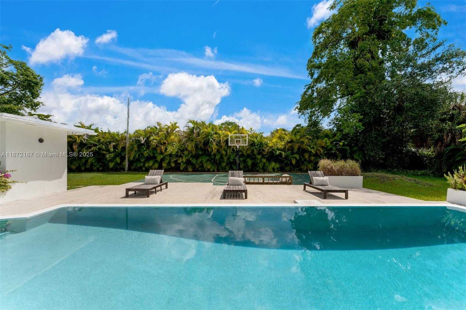 Small Image of 12401 SOUTH WEST 68TH CT, Pinecrest Number 32