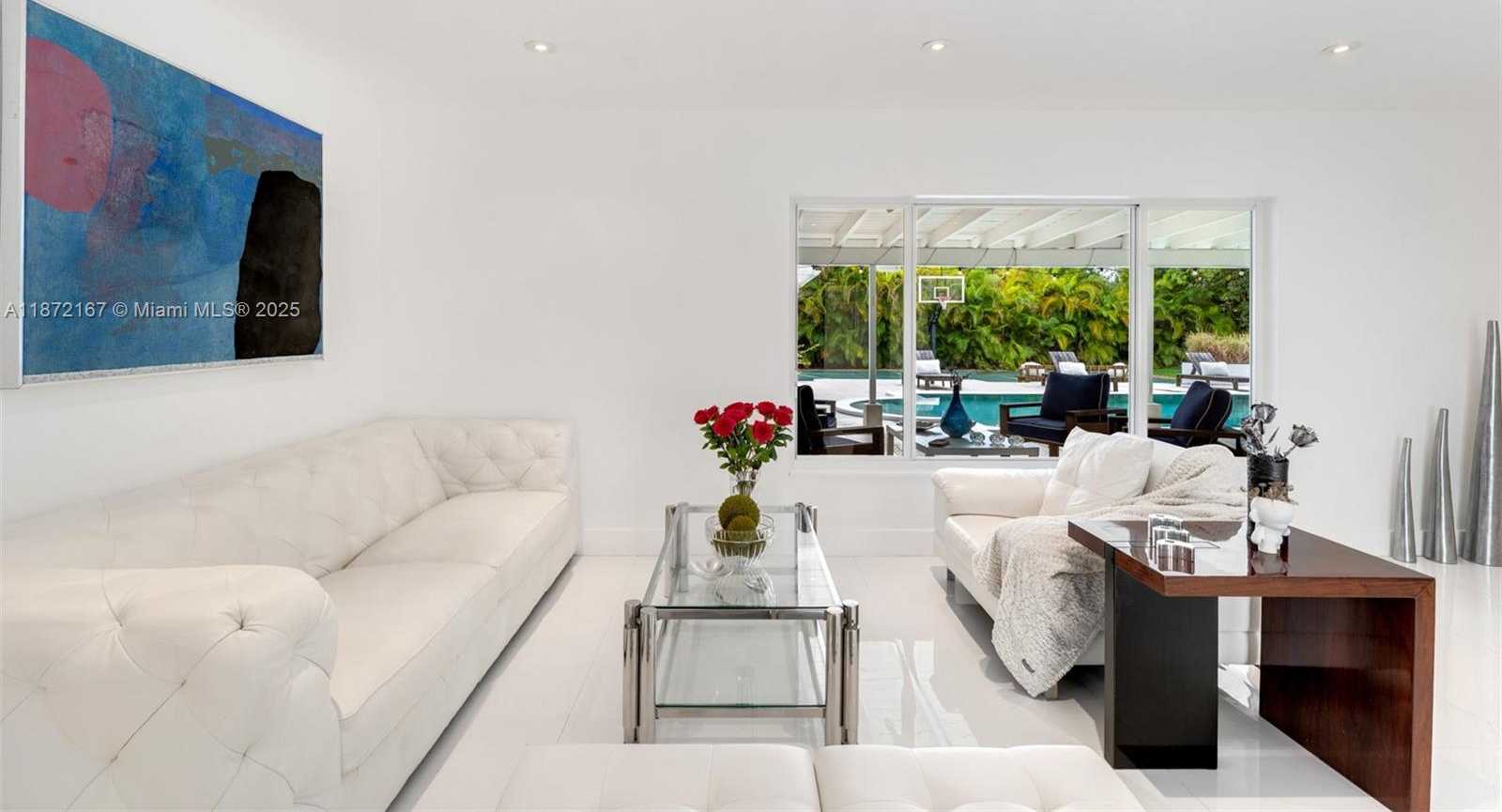 Small Image of 12401 SOUTH WEST 68TH CT, Pinecrest Number 4