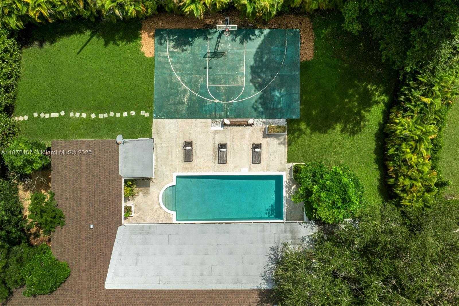 Small Image of 12401 SOUTH WEST 68TH CT, Pinecrest Number 42