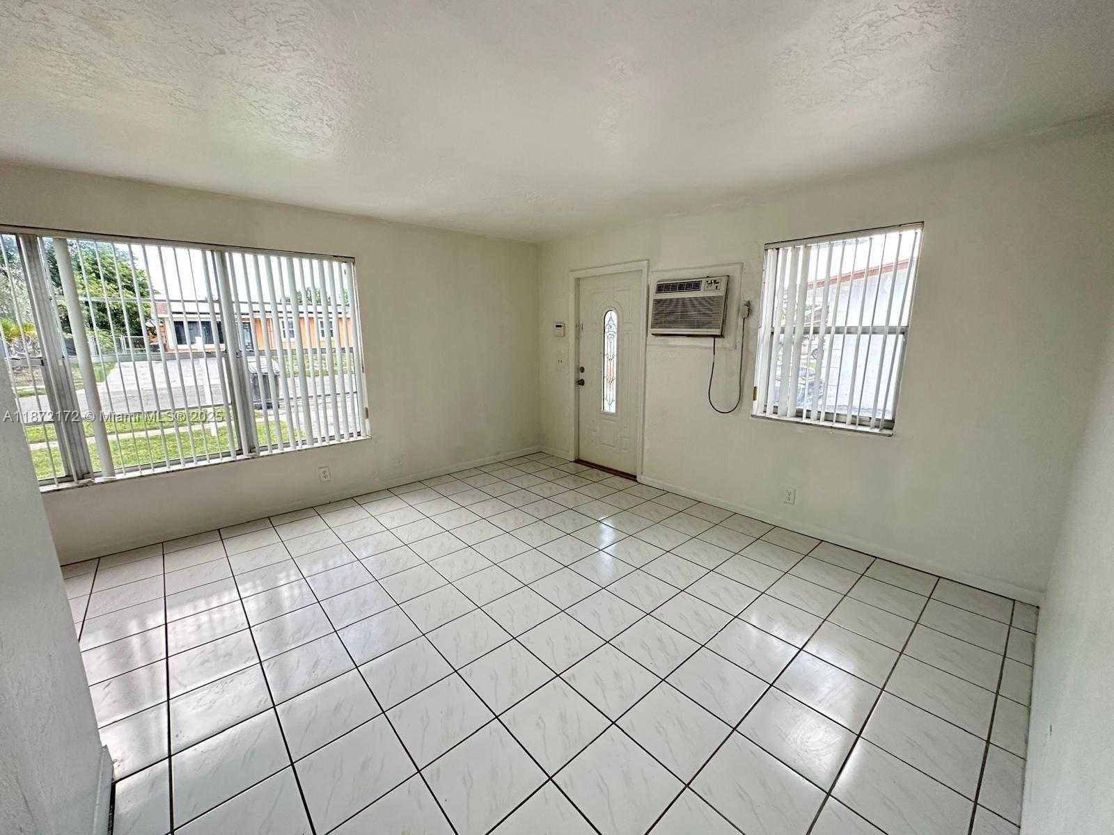 Small Image of 1344 9TH ST, West Palm Beach Number 10