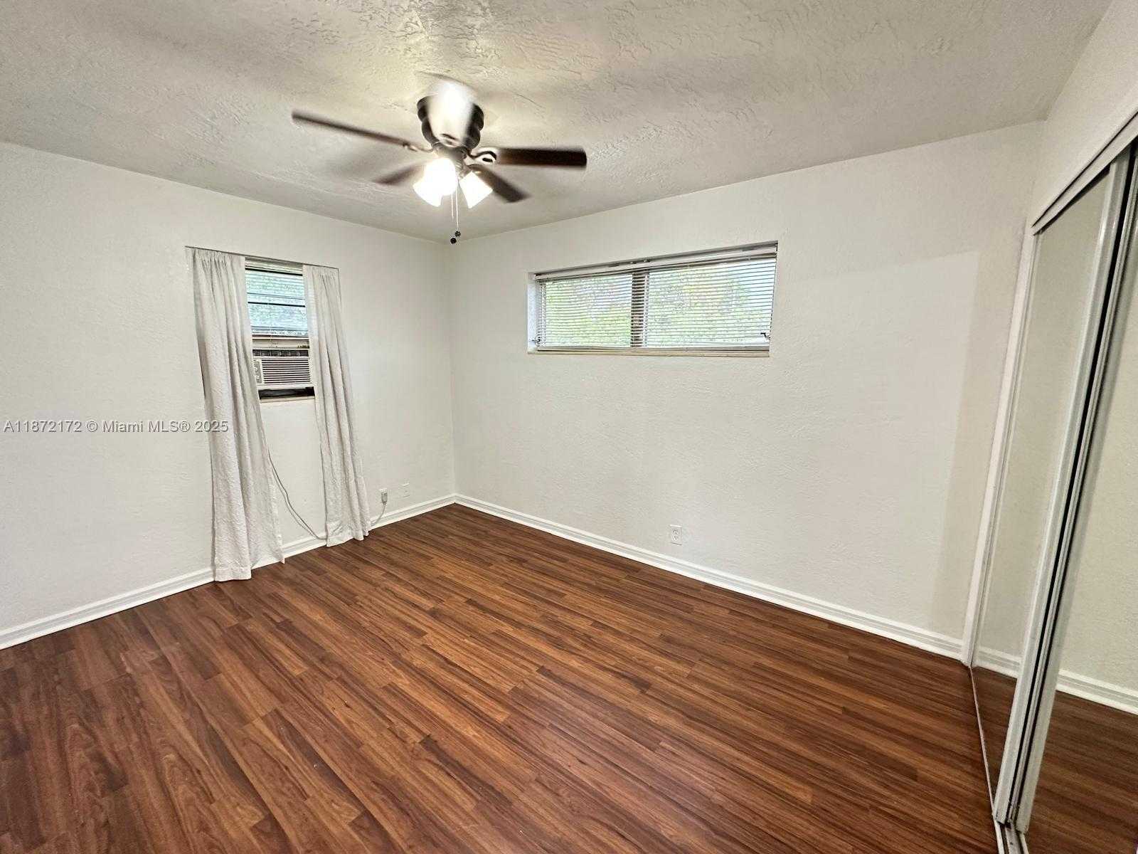 Small Image of 1344 9TH ST, West Palm Beach Number 5