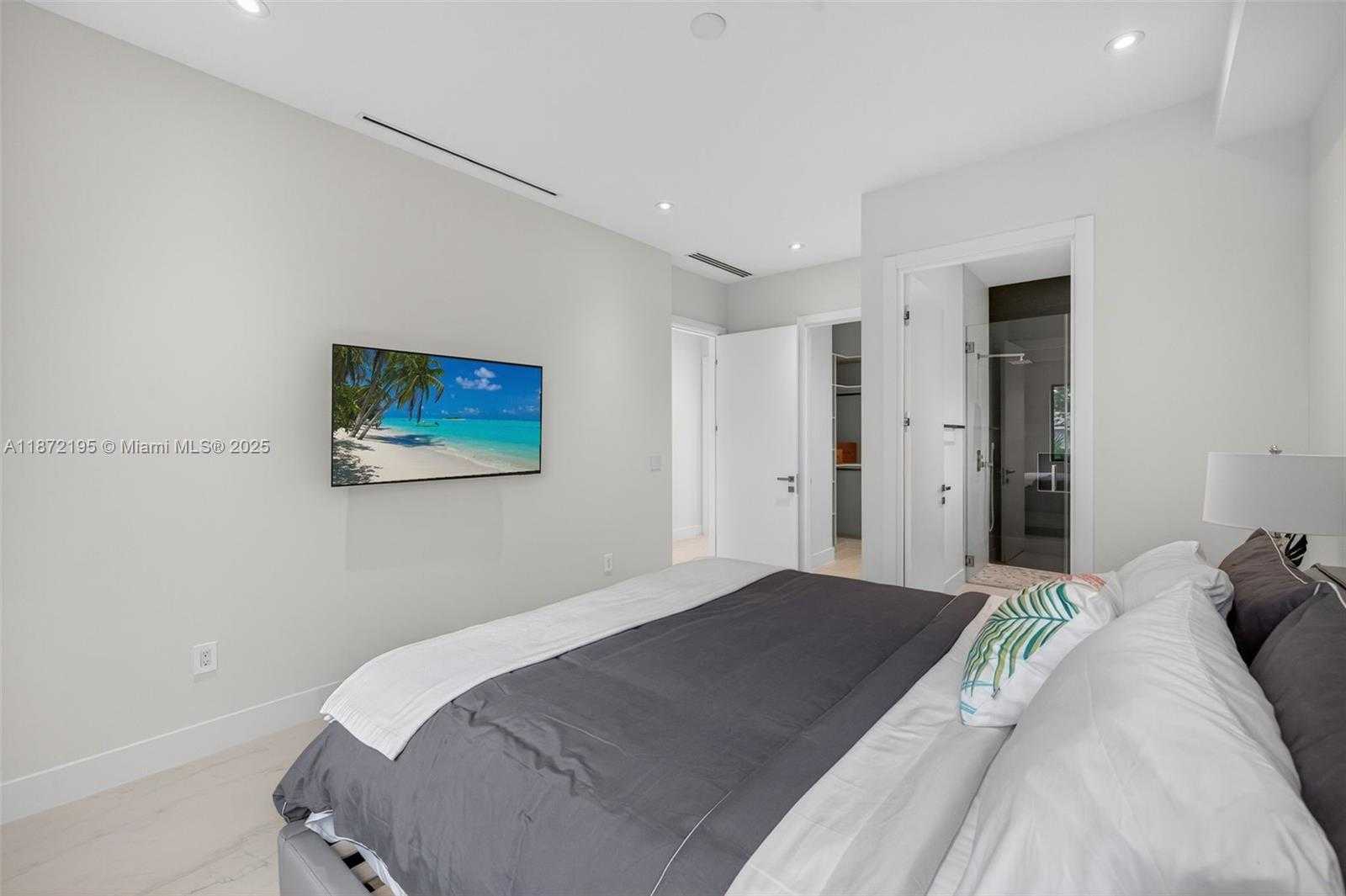 Small Image of 2757 NORTH EAST 34TH STREET, Fort Lauderdale Number 33