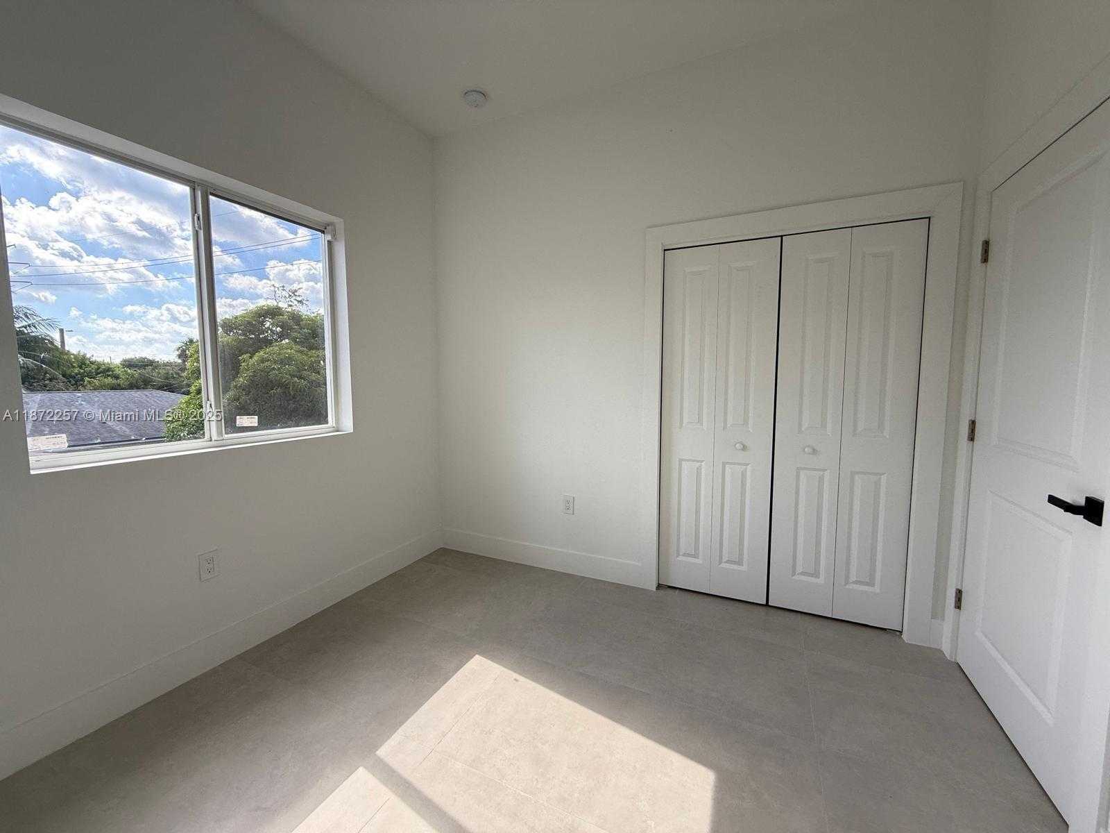 Small Image of 2788 NORTH WEST 9TH PL, Fort Lauderdale Number 9