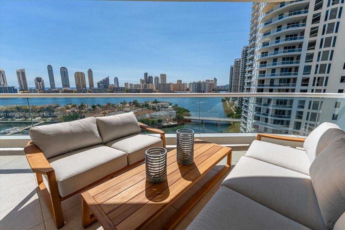 Small Image of 7000 ISLAND BLVD #1402, Aventura Number 4