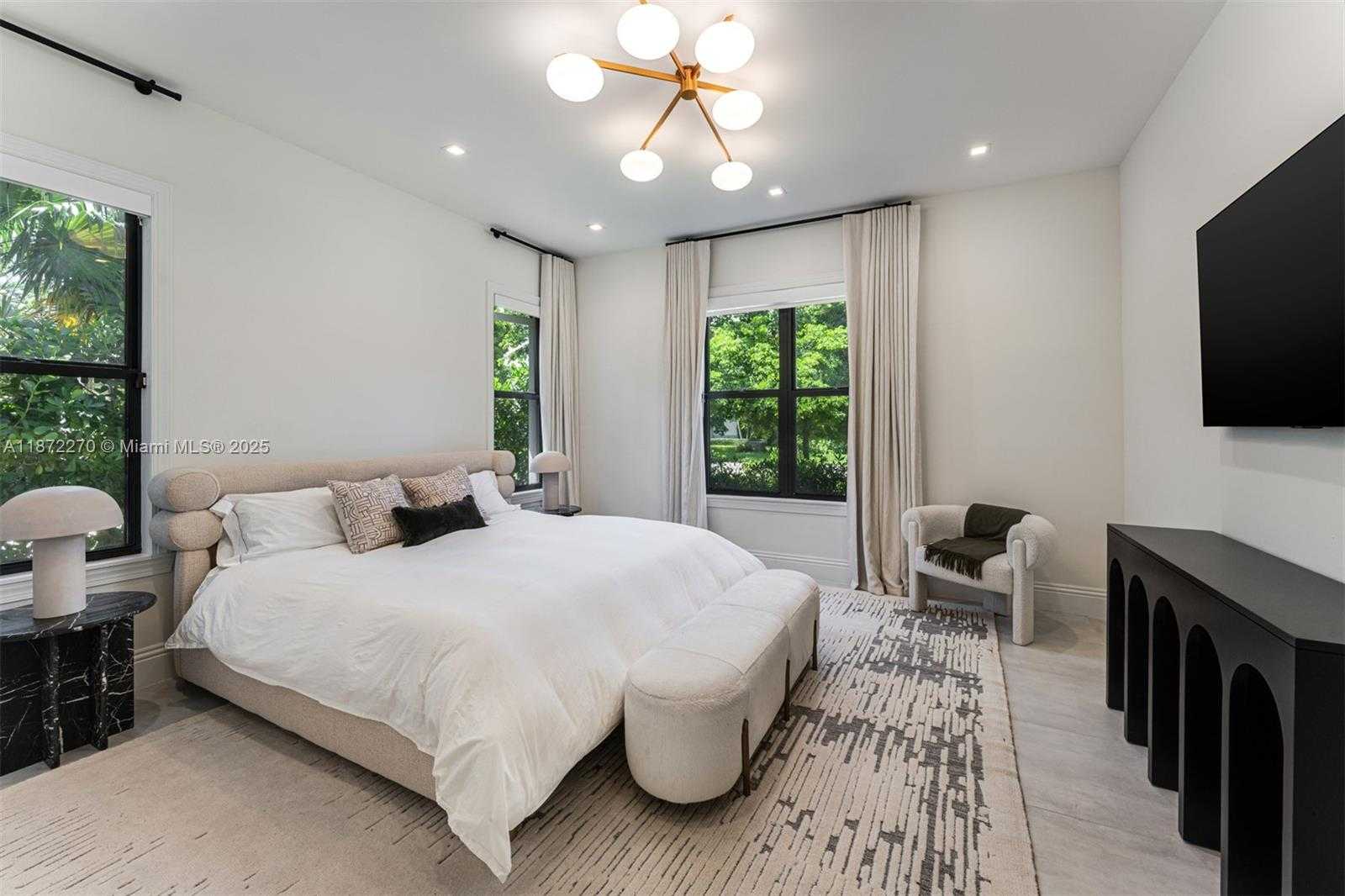 Small Image of 9445 SOUTH WEST 72ND CT, Pinecrest Number 17
