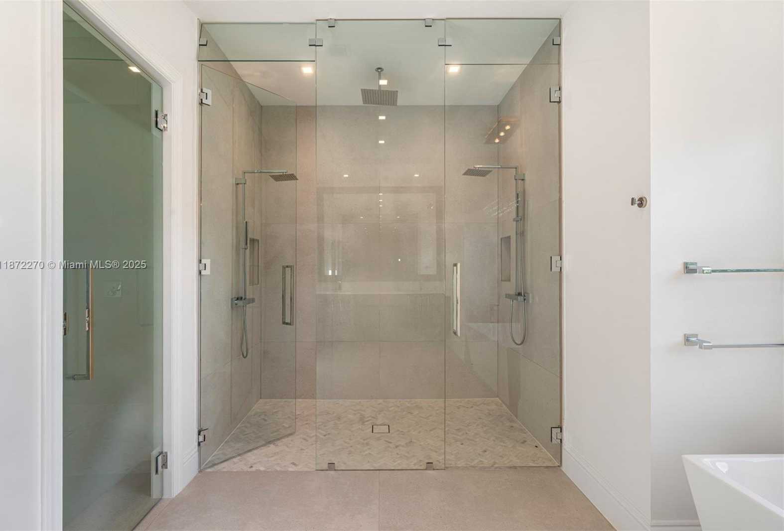 Small Image of 9445 SOUTH WEST 72ND CT, Pinecrest Number 24