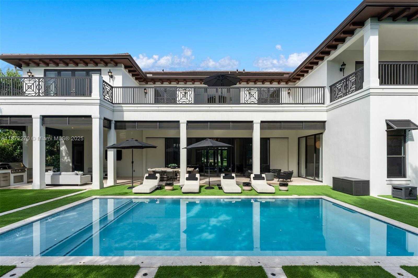 Small Image of 9445 SOUTH WEST 72ND CT, Pinecrest Number 36
