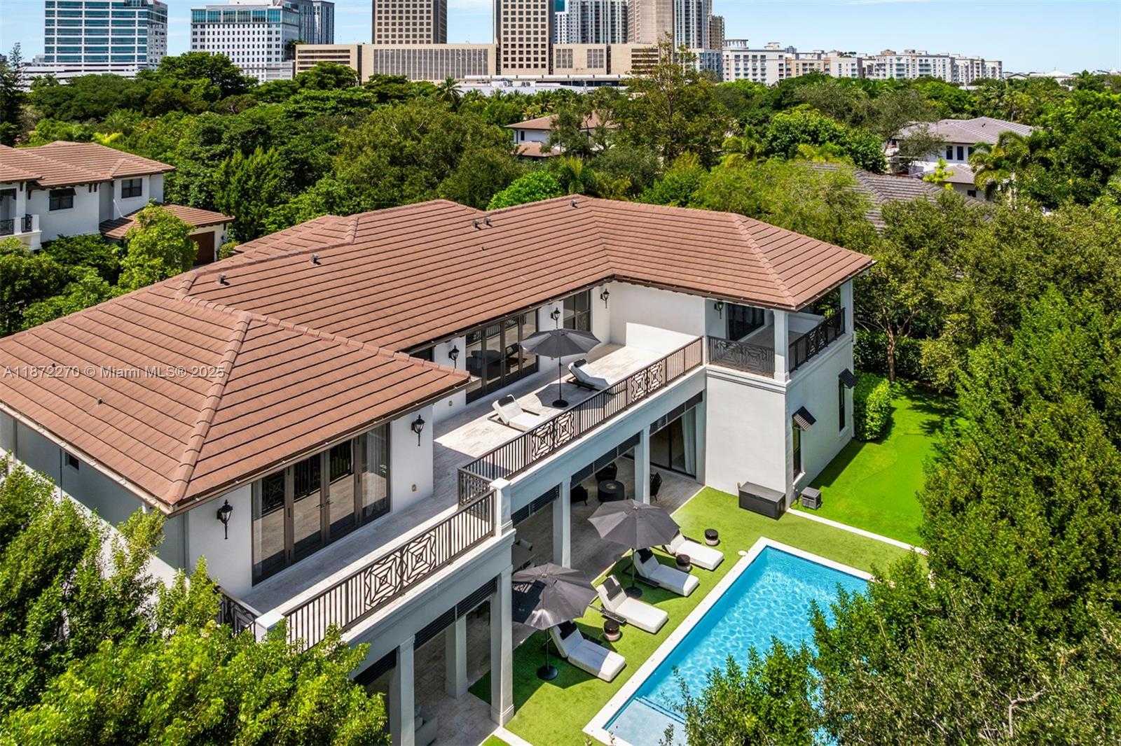 Small Image of 9445 SOUTH WEST 72ND CT, Pinecrest Number 44