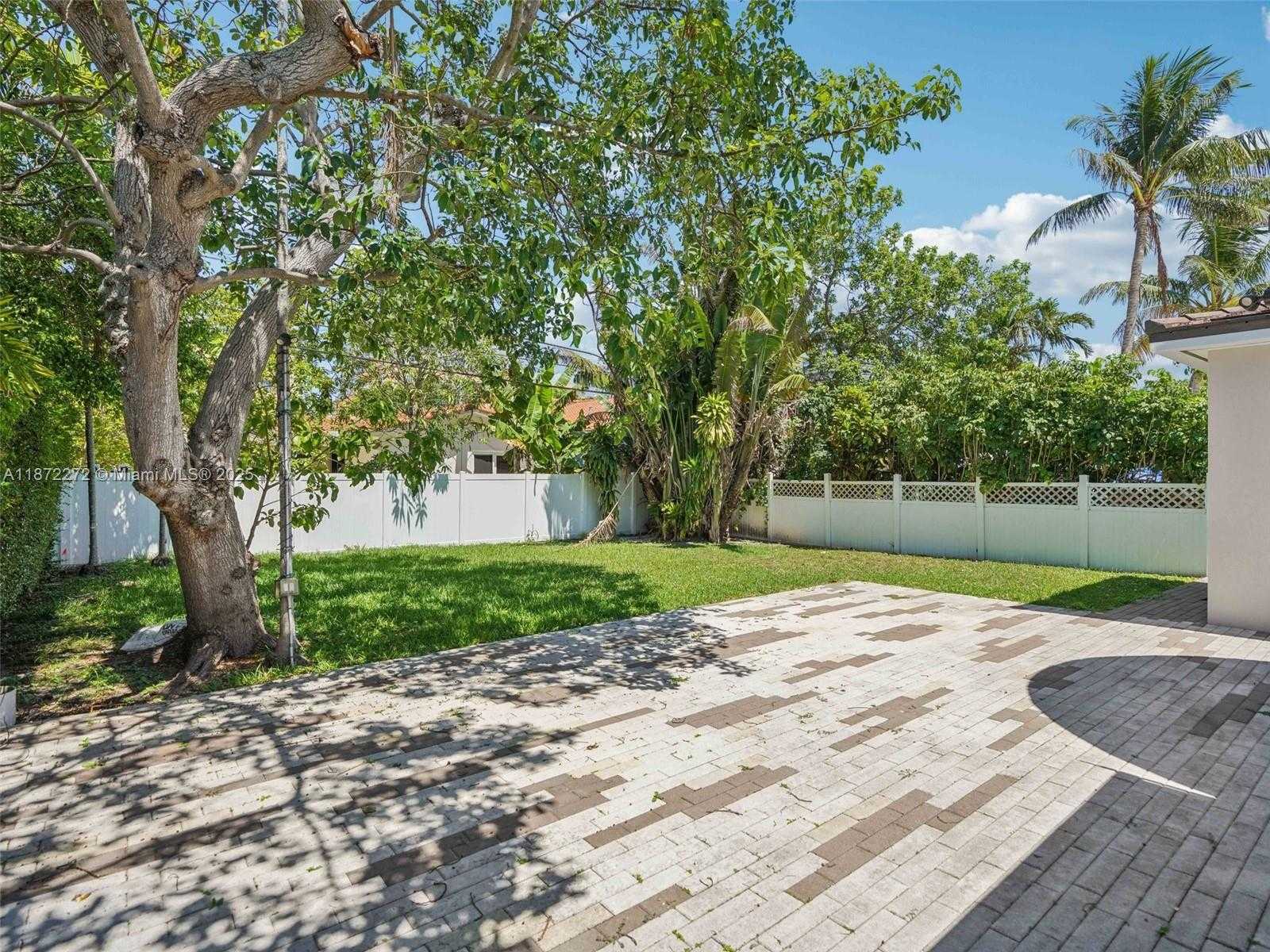 Small Image of 8875 ABBOTT AVENUE, Surfside Number 29