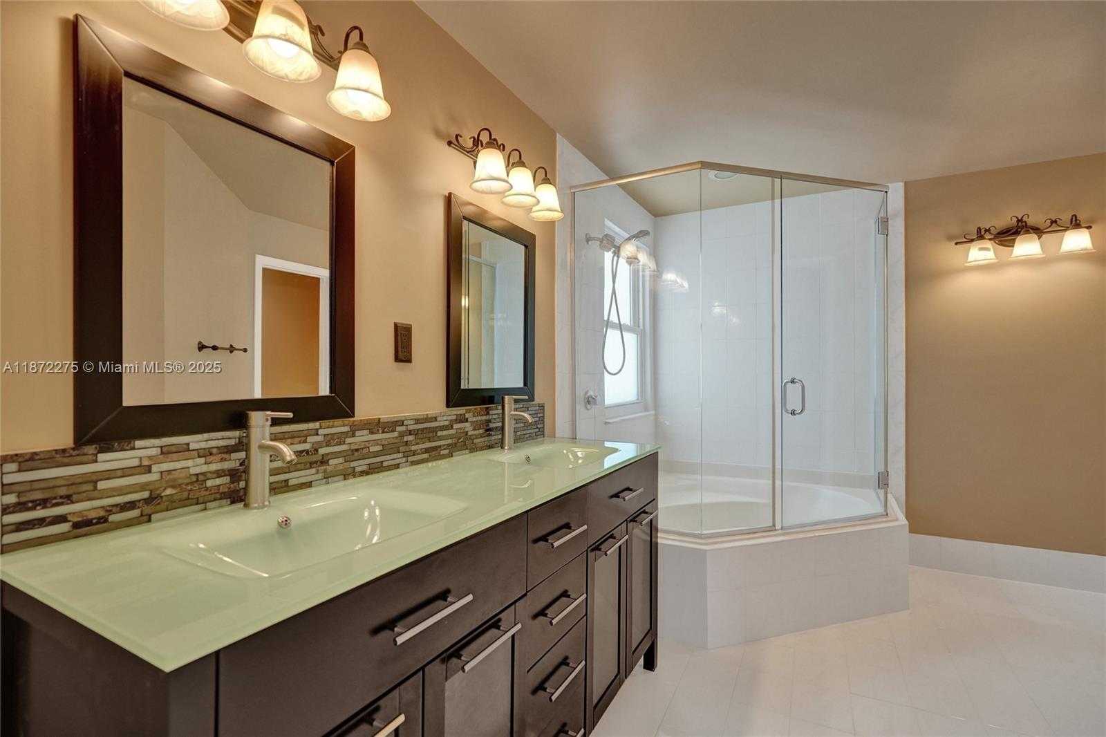 Small Image of 3131 JASPER WAY, Miramar Number 13