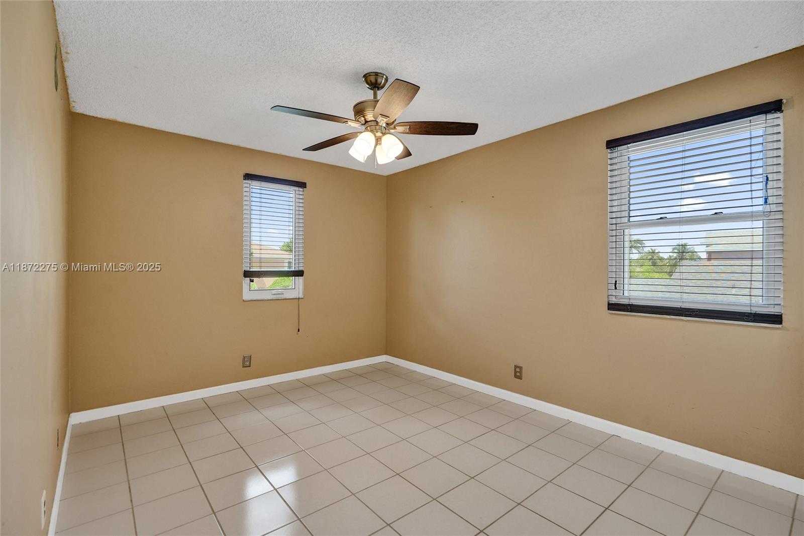 Small Image of 3131 JASPER WAY, Miramar Number 17
