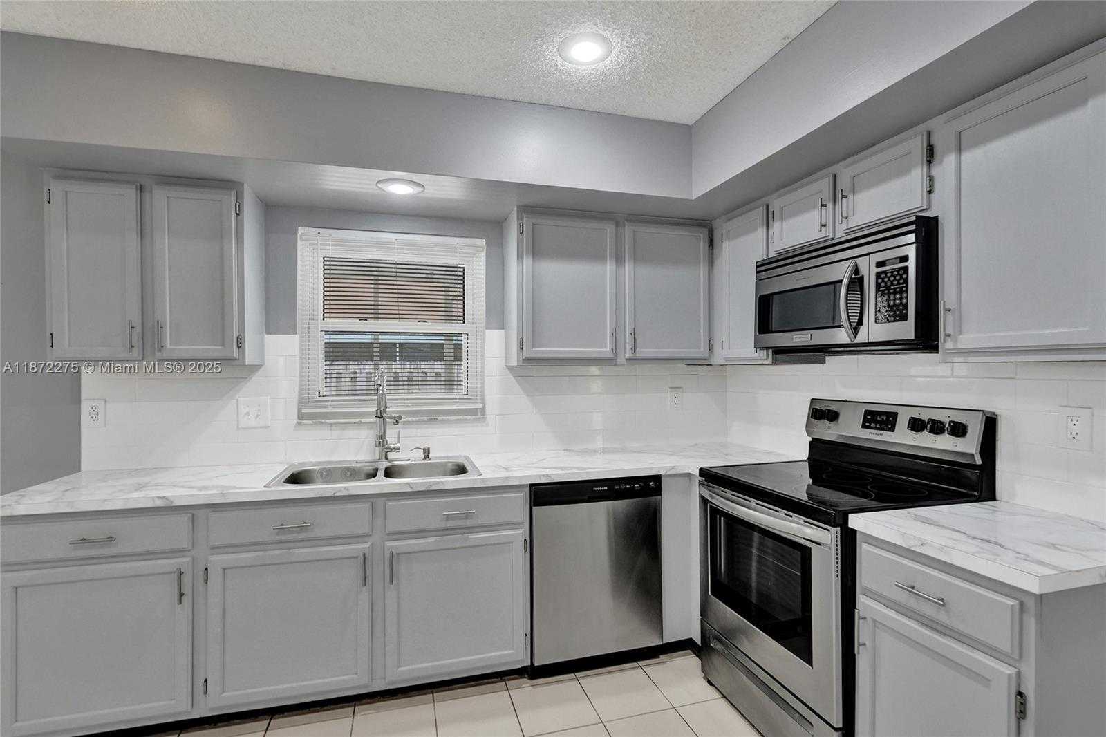 Small Image of 3131 JASPER WAY, Miramar Number 28