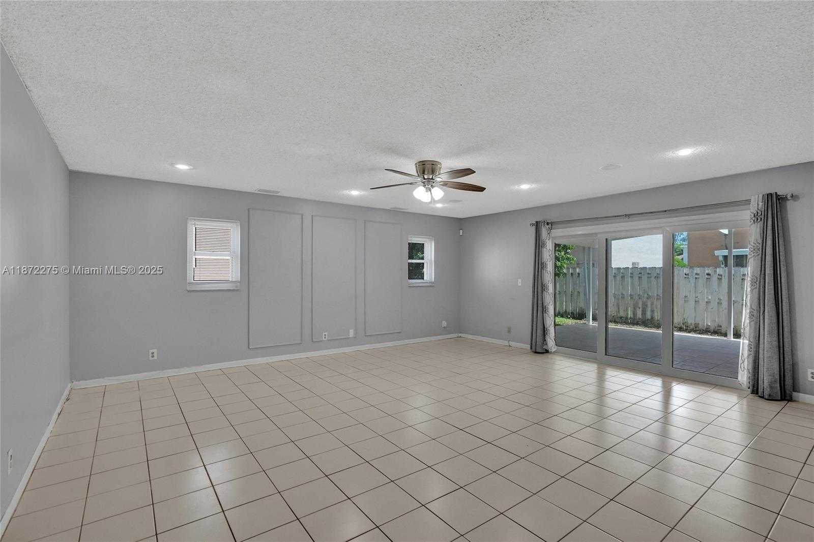 Small Image of 3131 JASPER WAY, Miramar Number 7