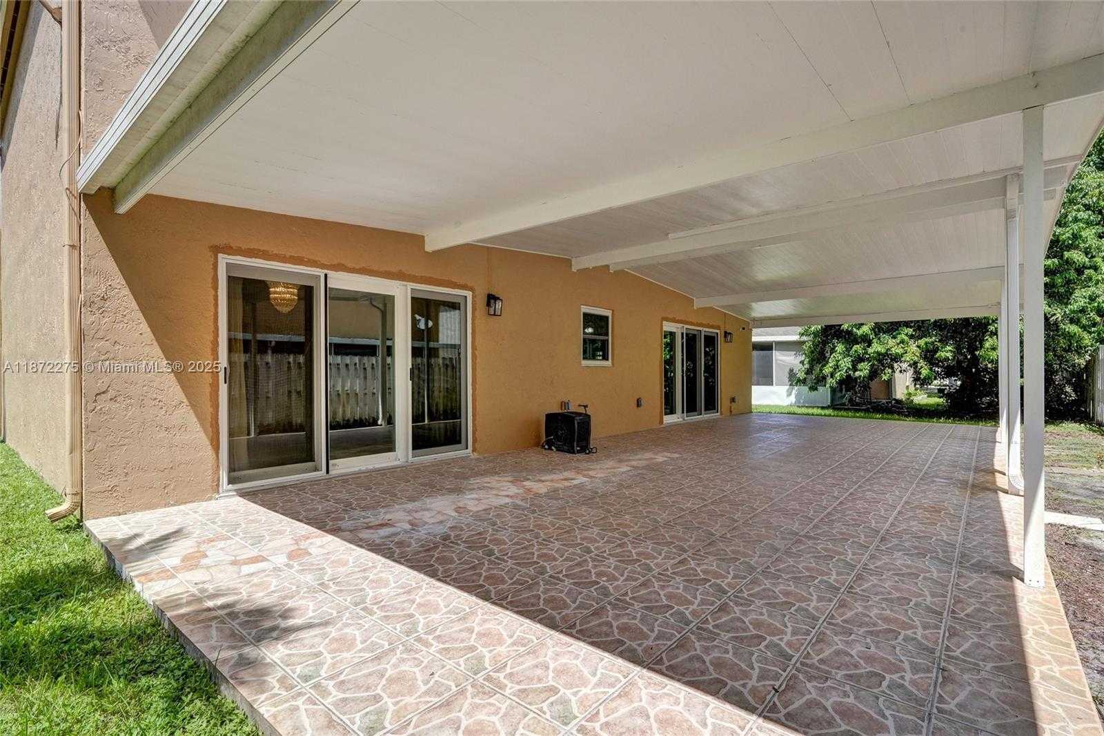 Small Image of 3131 JASPER WAY, Miramar Number 9
