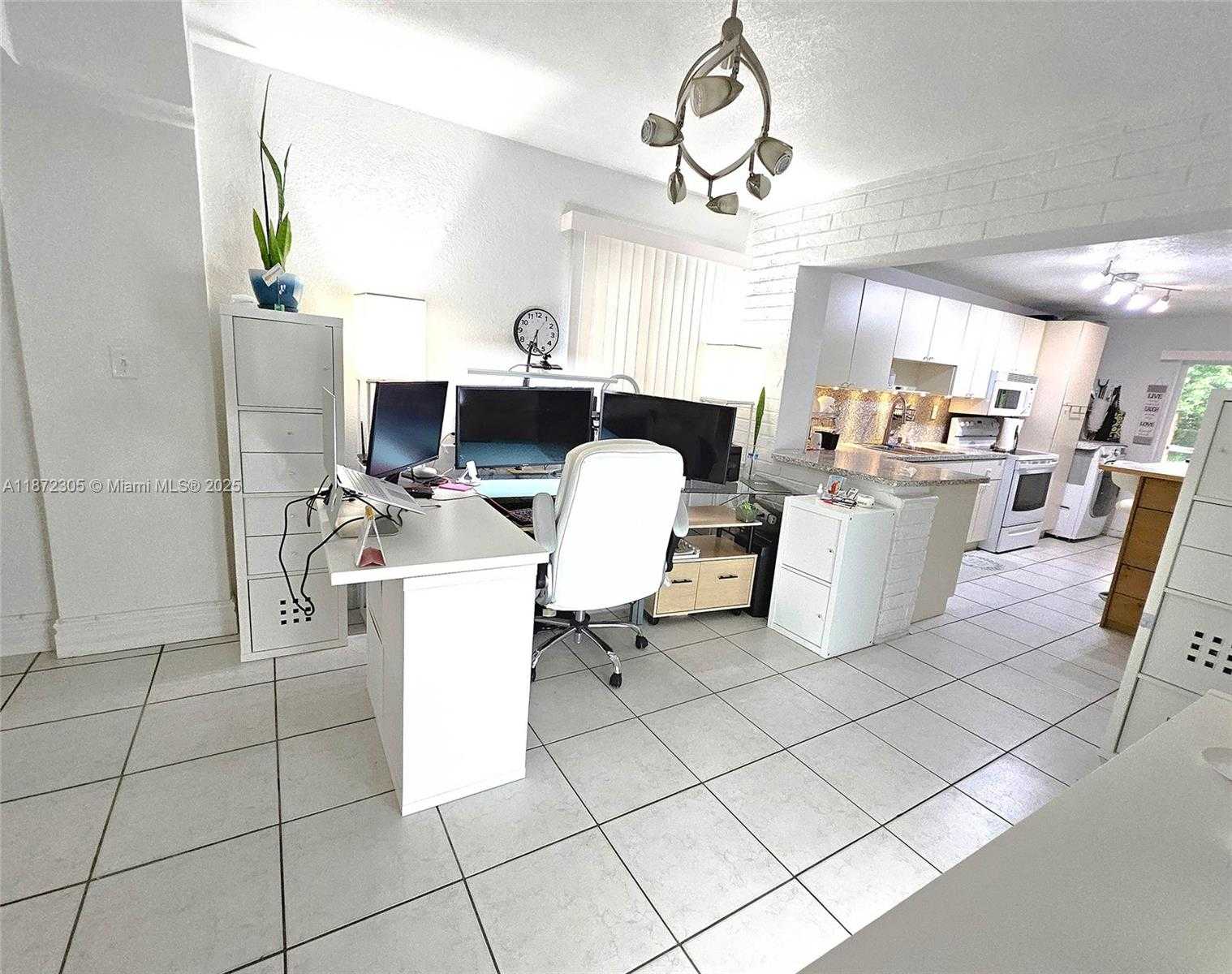 Small Image of 85 NORTH WEST 126TH ST, North Miami Number 11