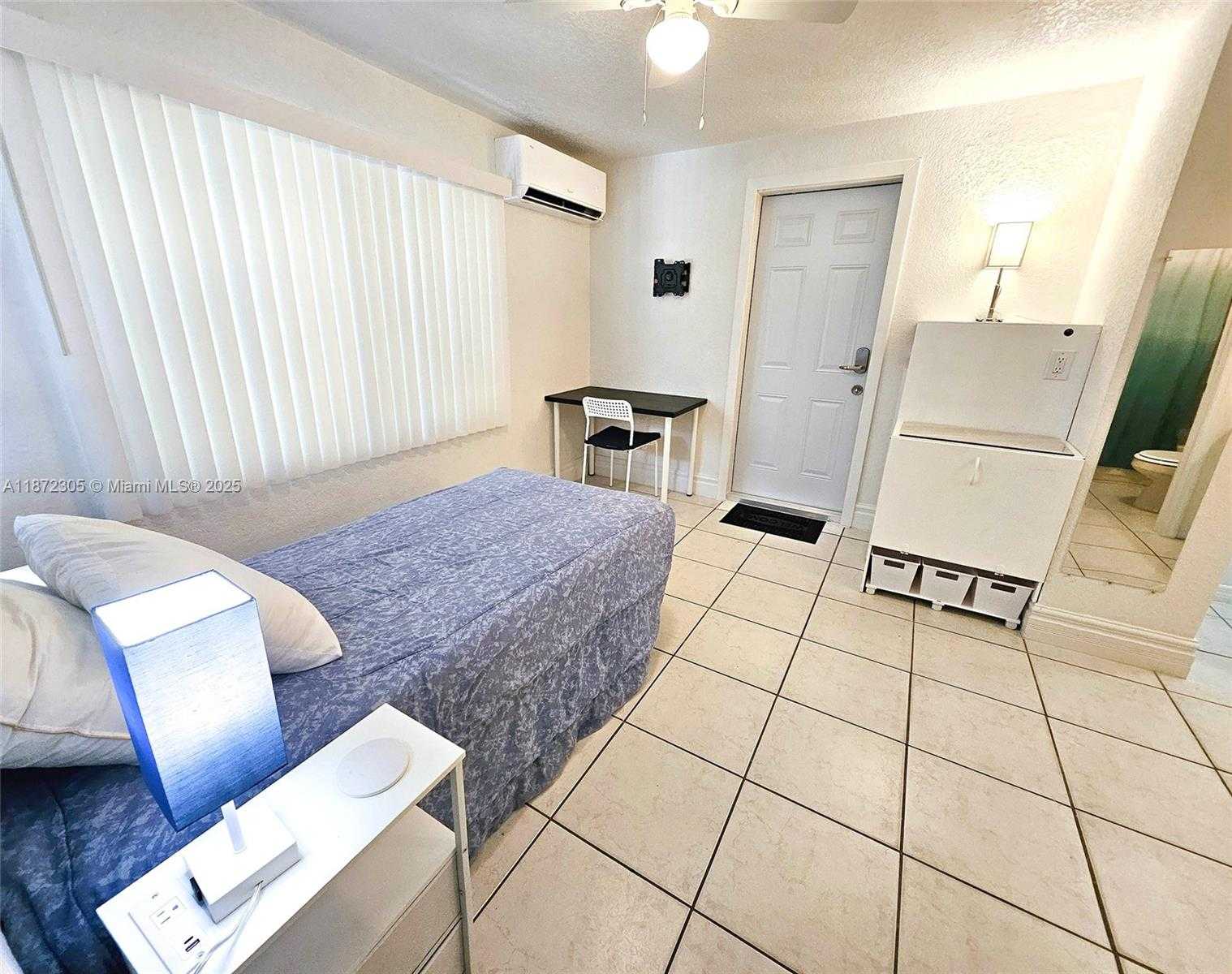 Small Image of 85 NORTH WEST 126TH ST, North Miami Number 16