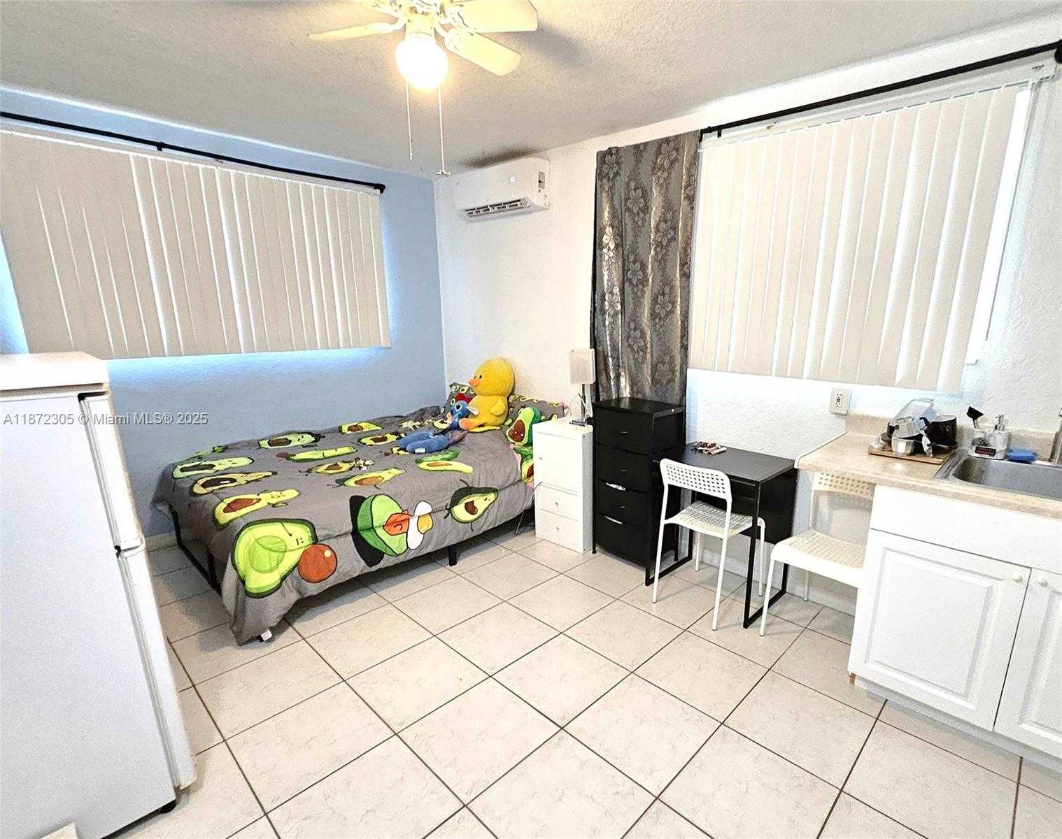Small Image of 85 NORTH WEST 126TH ST, North Miami Number 22